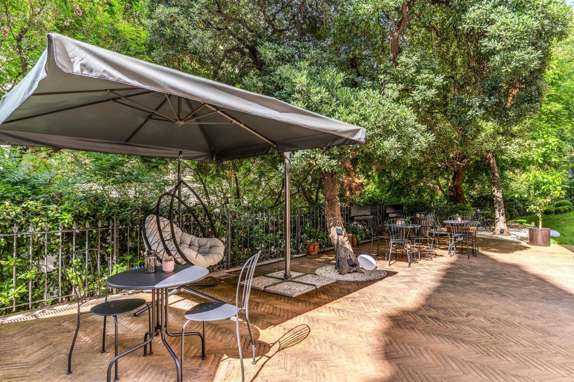 Mangili Garden Roma